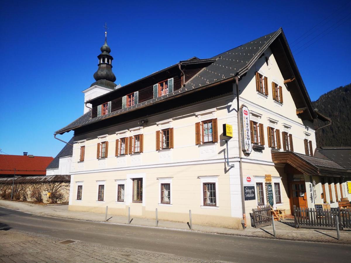 Gasthof Kirchenwirt Gnesau Exteriör bild